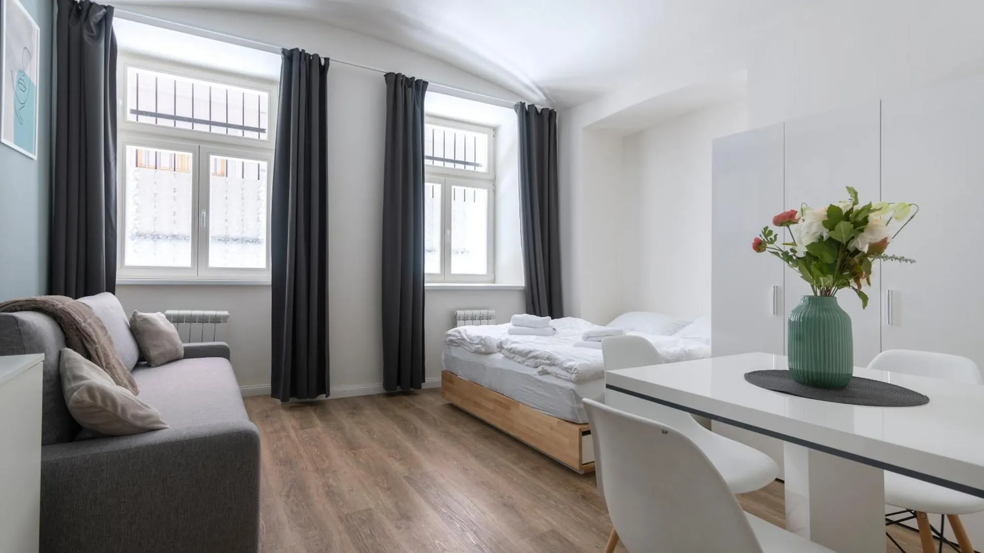 Emerald Apartments Boutique Residence Prague 0*,