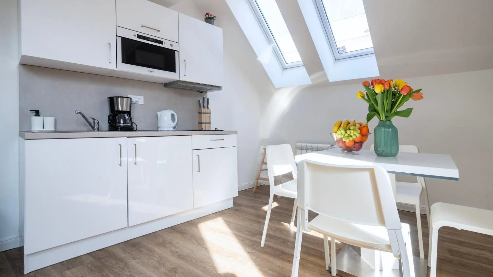 Emerald Apartments Boutique Residence Prague 0*,  Czech Republic
