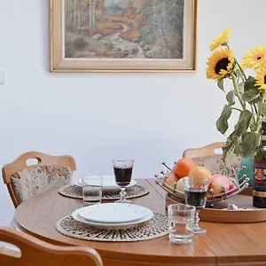  Apartment Bohemian Symphony